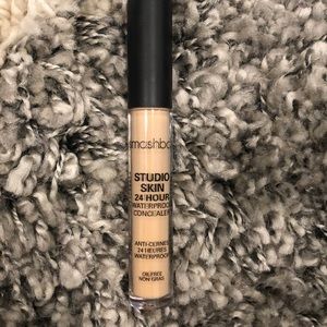 Smashbox Waterproof Concealer (4/$20 bundle)